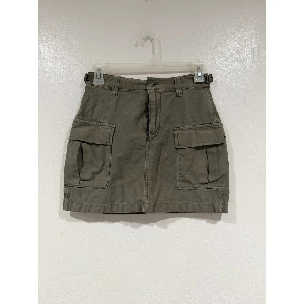 TNA Aritzia Surplus Division Cargo Mini Skirt Olive Green Utility Size 2